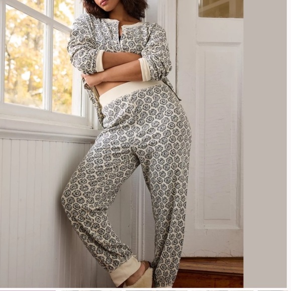 Anthropologie Other - By Anthropologie Waffle-Knit Pajama Pants sz xl